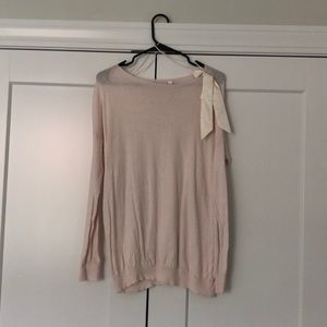 Scoop neck sweater